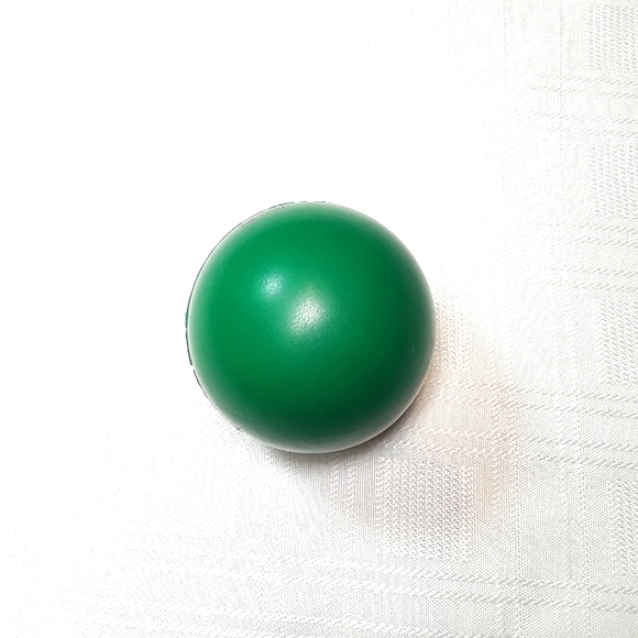 🌹Stress Ball Tension Reliever Toy Green - Picture 1 of 4